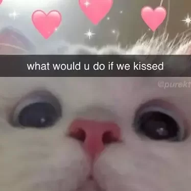 kiss Love snapchat sticker